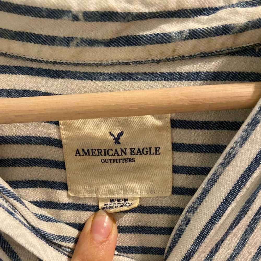 American eagle button down tee - Picture 4 of 4